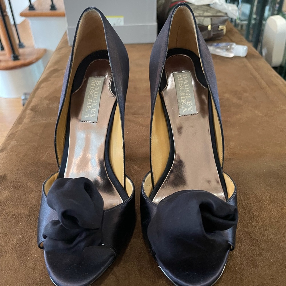 Badgley mischka heels
